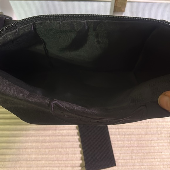 LIVE LARGE (LVLG) CROSSBODY BAG - Picture 3 of 9